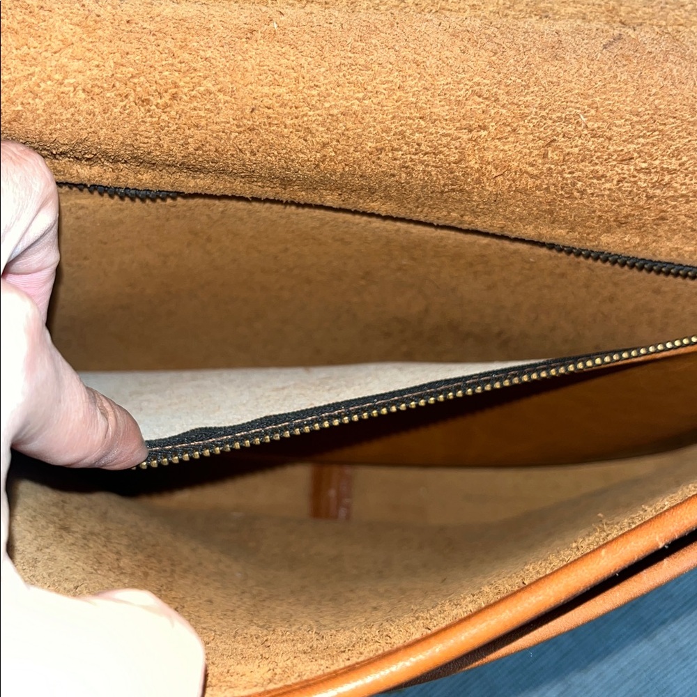Coach Vintage Classic Brown Leather Menssenger Bag Laptop Bag - Picture 6 of 7